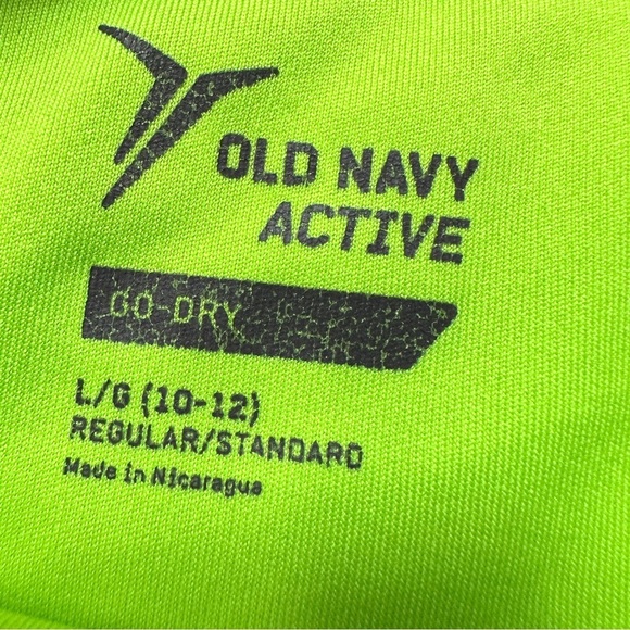 ⭐️ 5 for $25 Old Navy Active Lime Green Tee Size L - Picture 4 of 5